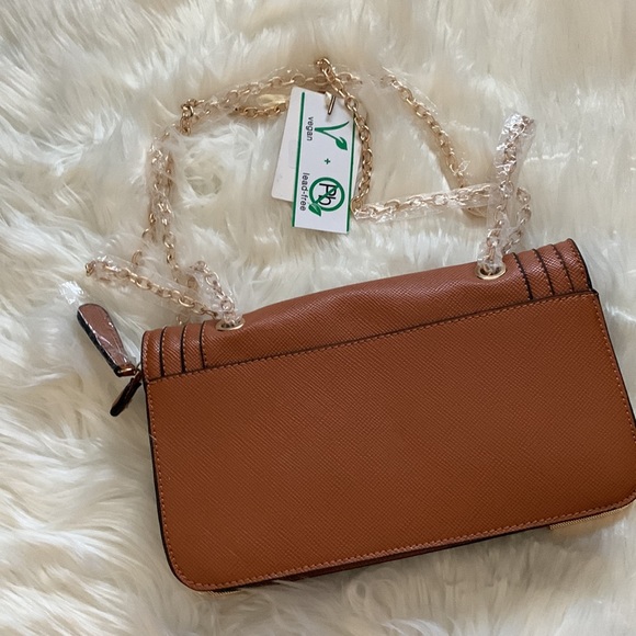 Brown and gold chain purse - Picture 2 of 4